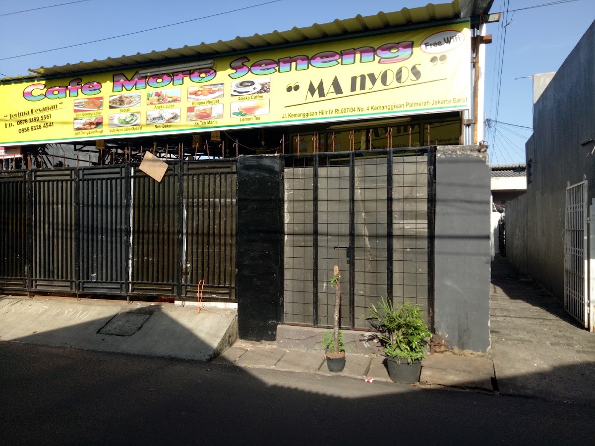 Cafe Moro Seneng