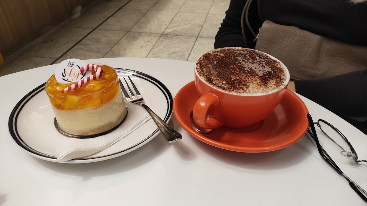 L'Orange Patisserie - 8