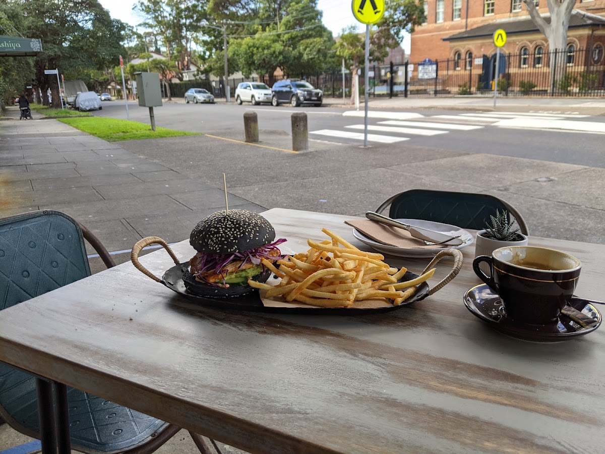 Cafe @ The Round - 7