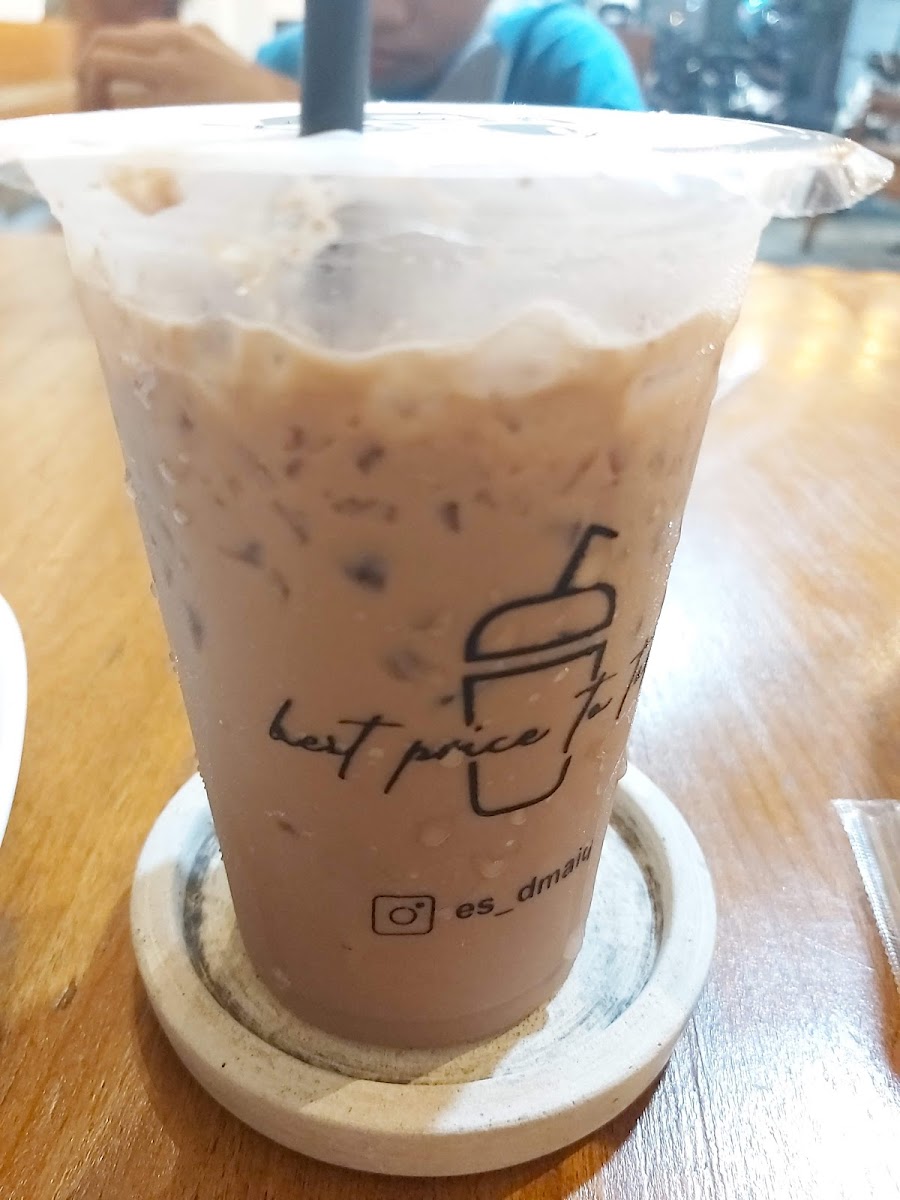 D'Maiq Cafe & Resto - 5