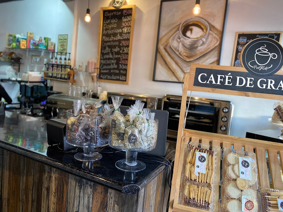 Pan y Café Cafetería