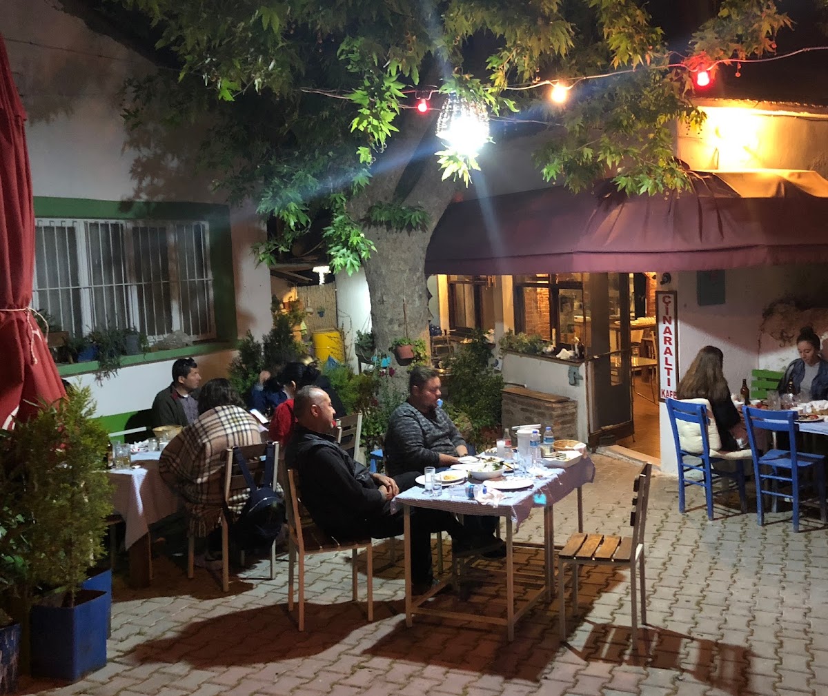 Çınaraltı Cafe