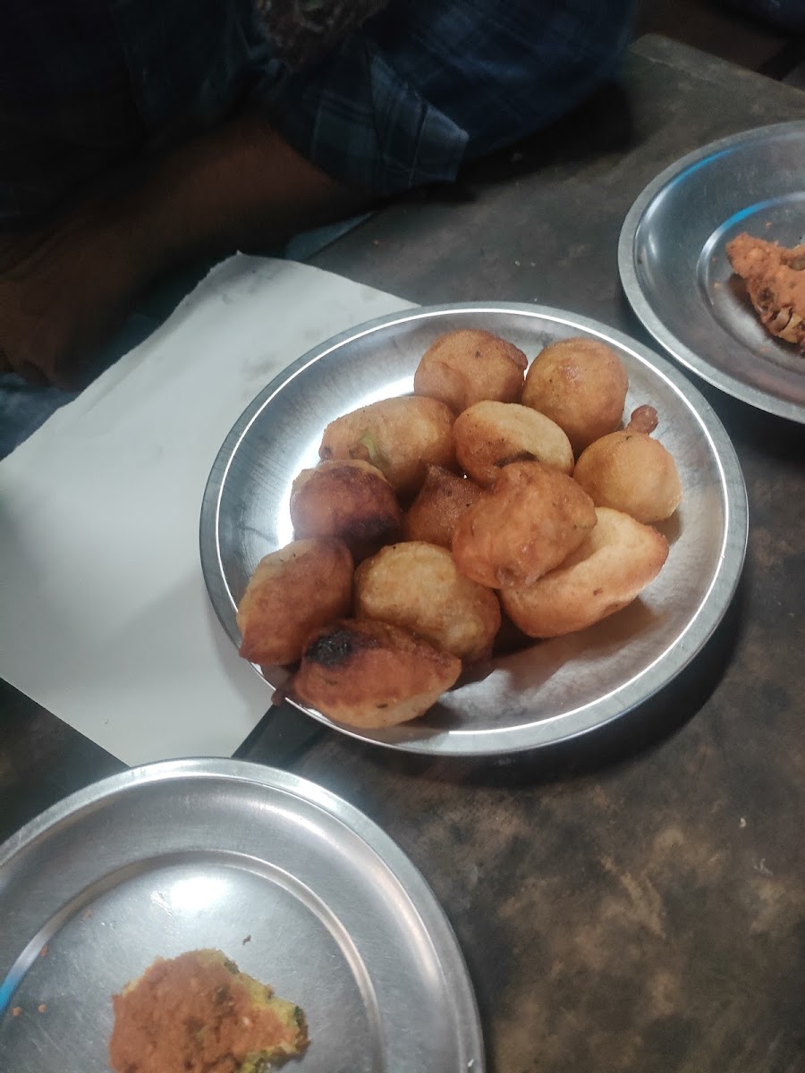 Gangan Tea Stall ഗംഗേട്ടൻ്റെ ചായപീടിക - 7