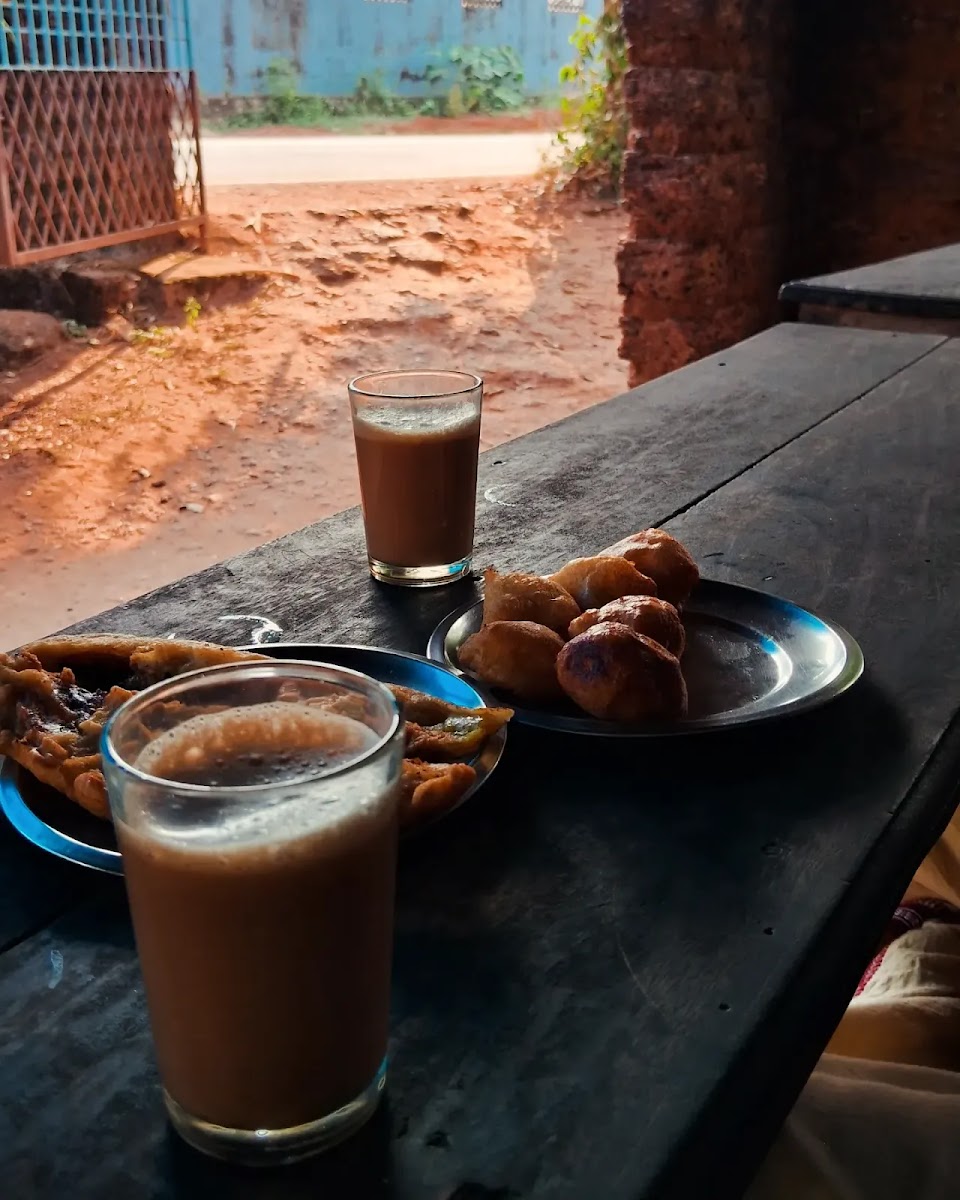 Gangan Tea Stall ഗംഗേട്ടൻ്റെ ചായപീടിക - 9