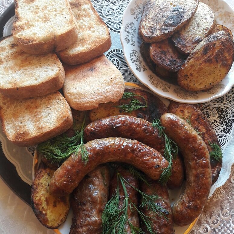 'Vkusnyy Dvorik U Mongola' - 2