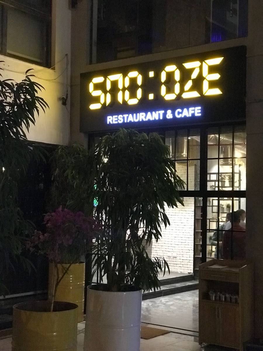 Snooze restaurant and cafe