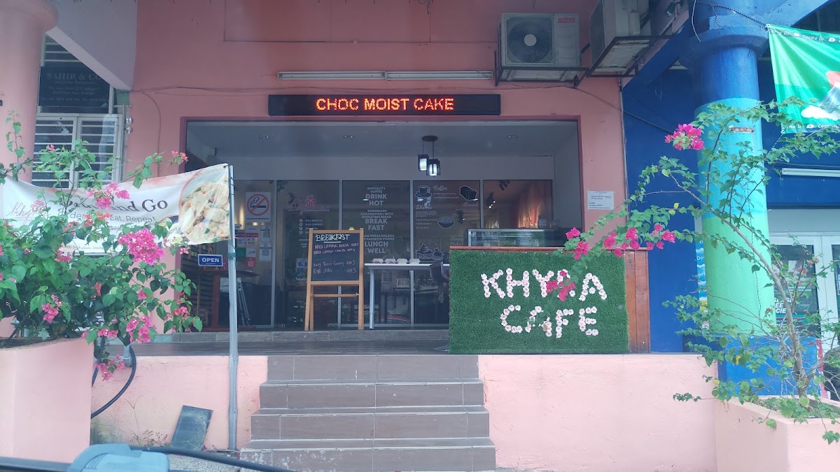 Khyra Bakery Boutique Cafe