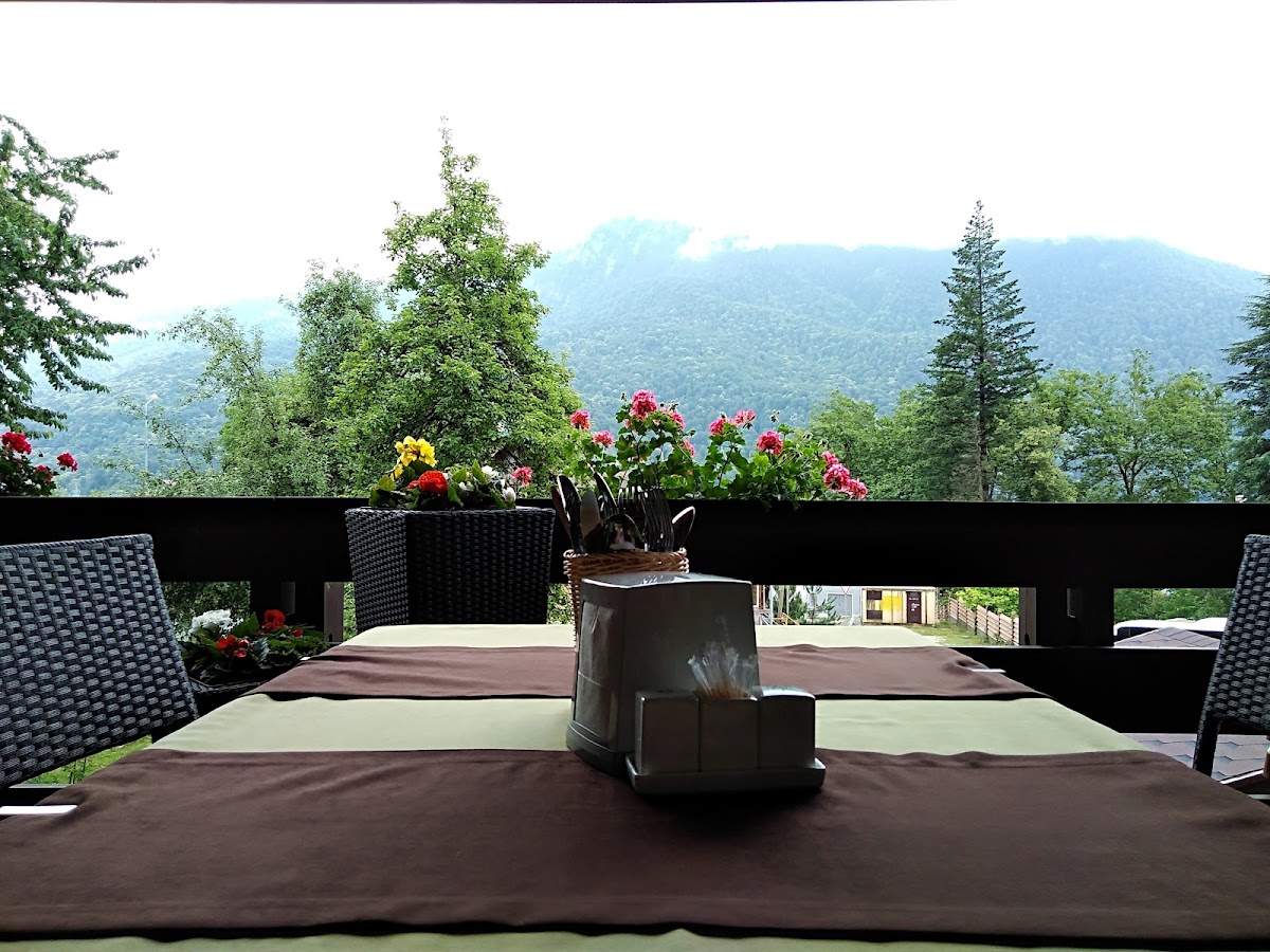 Grecheskoye Podvor'ye