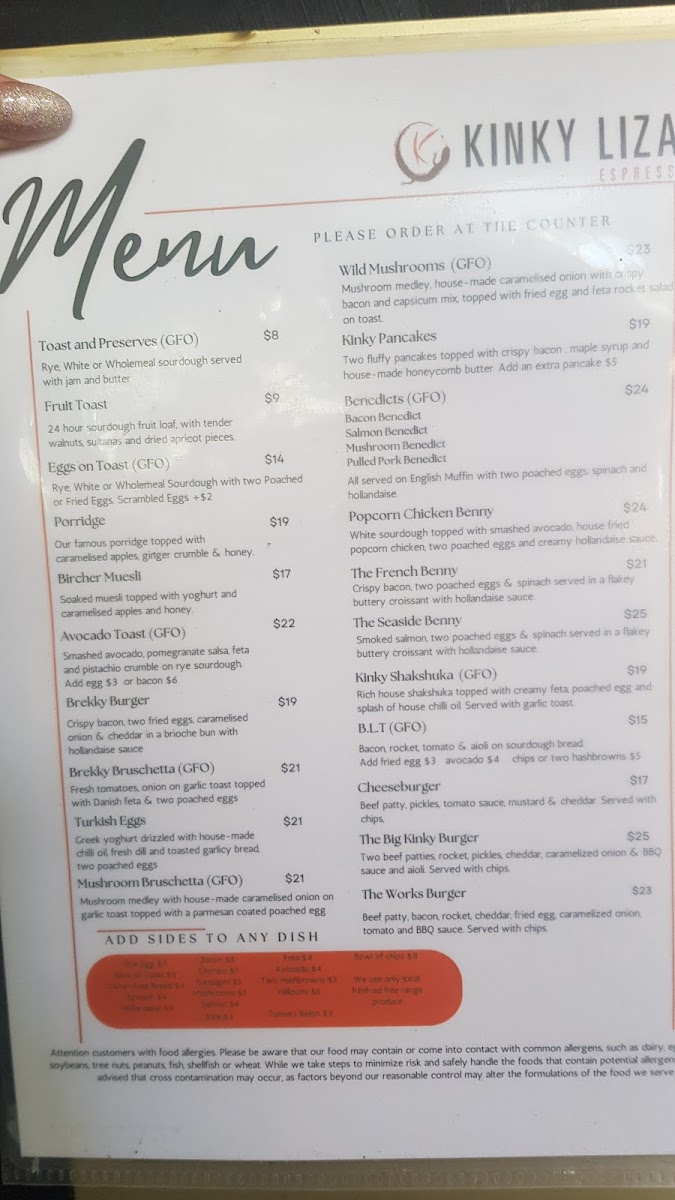 Kinky Lizard on Hay - 7