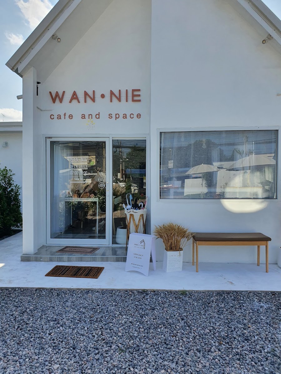 wannie cafe and space