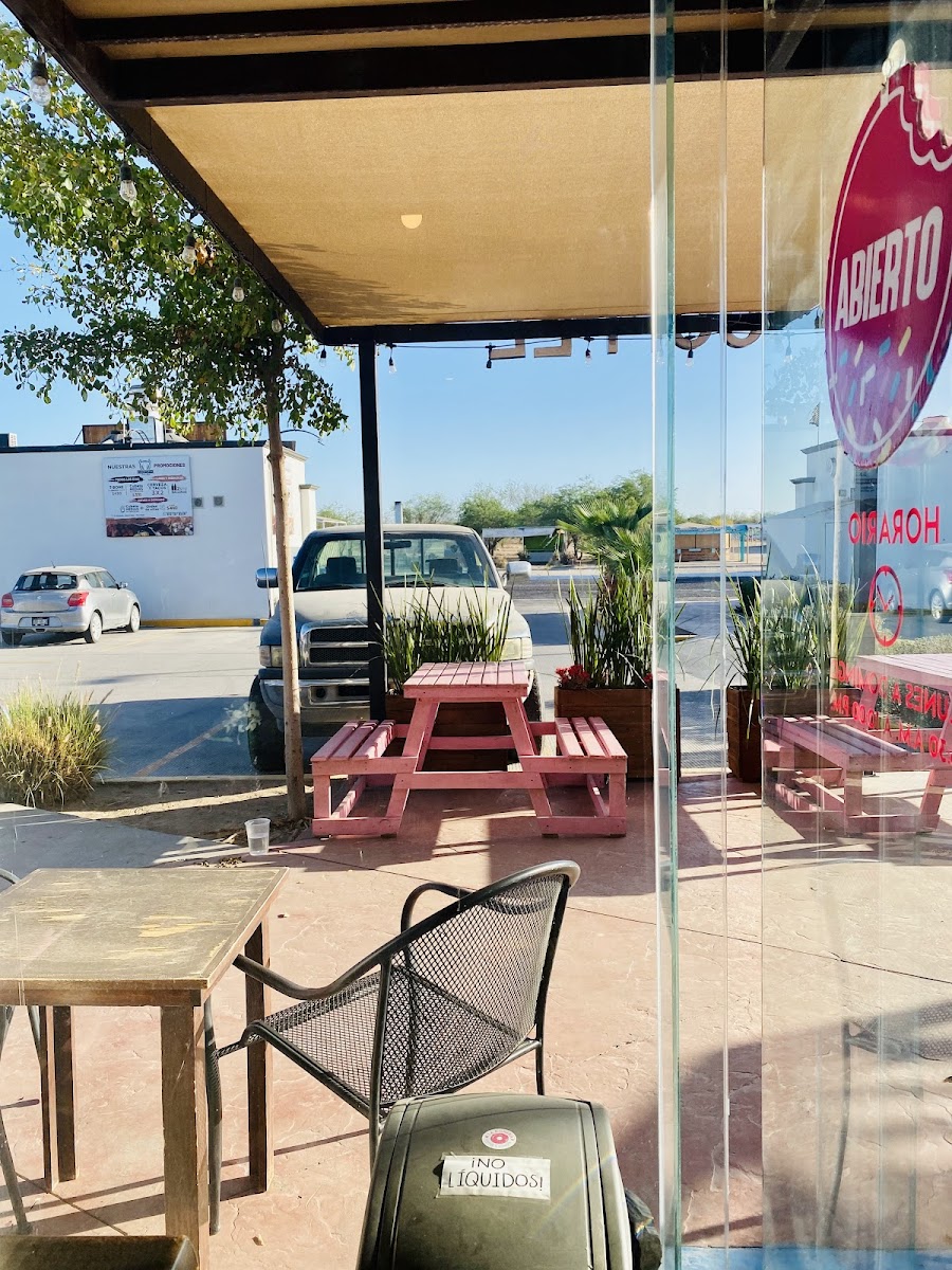 La Doneria Coffee & Donuts