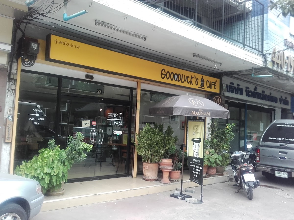 Gooodluck’s (Home) Cafe