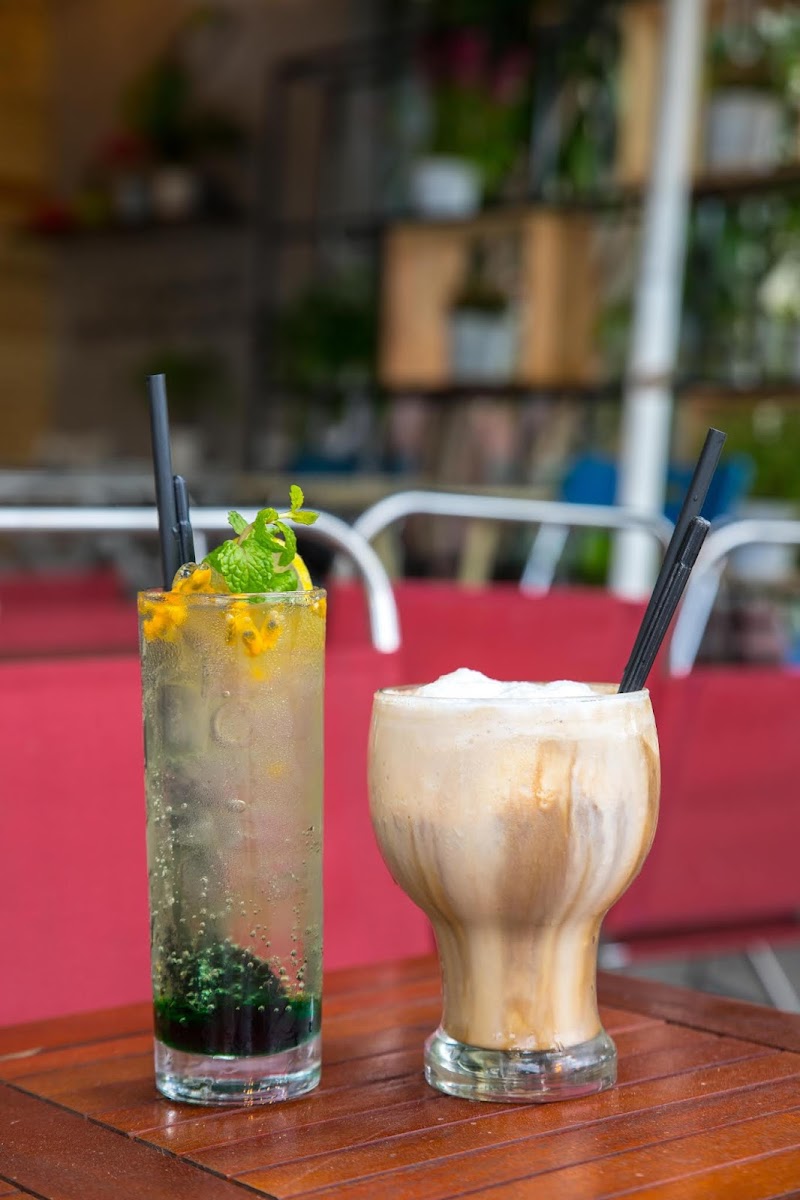 Ukulele Coffee Milk Tea - 5