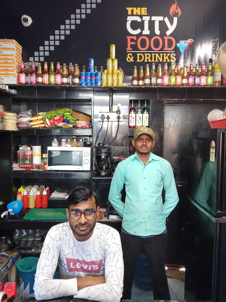 The City Food & Drinks : Cafe