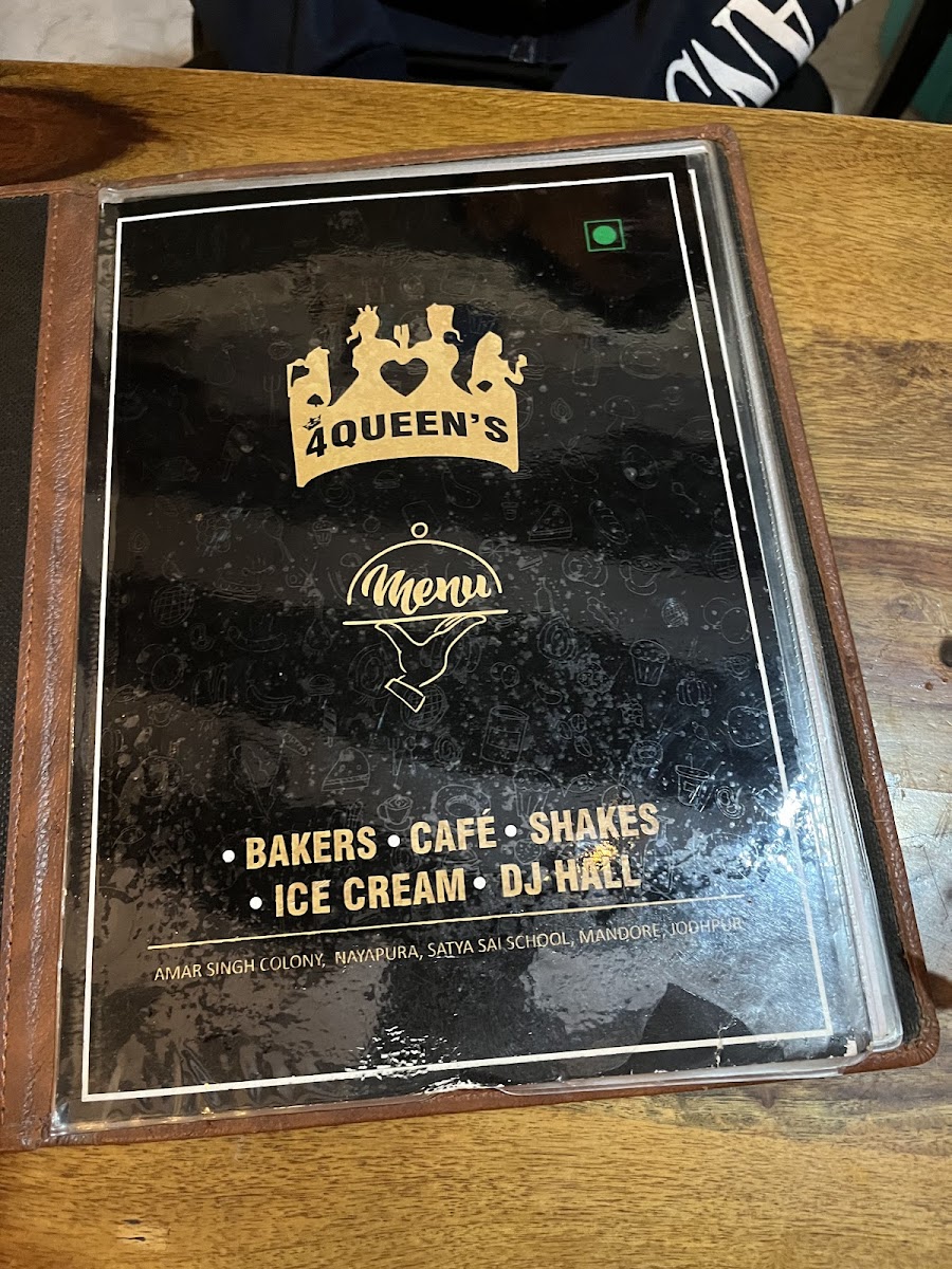 4 Queen's Bakery & Cafe - 7