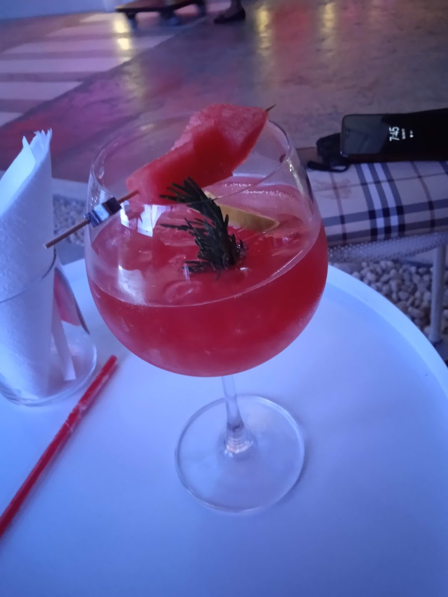 Jolie Café & Bar - 6