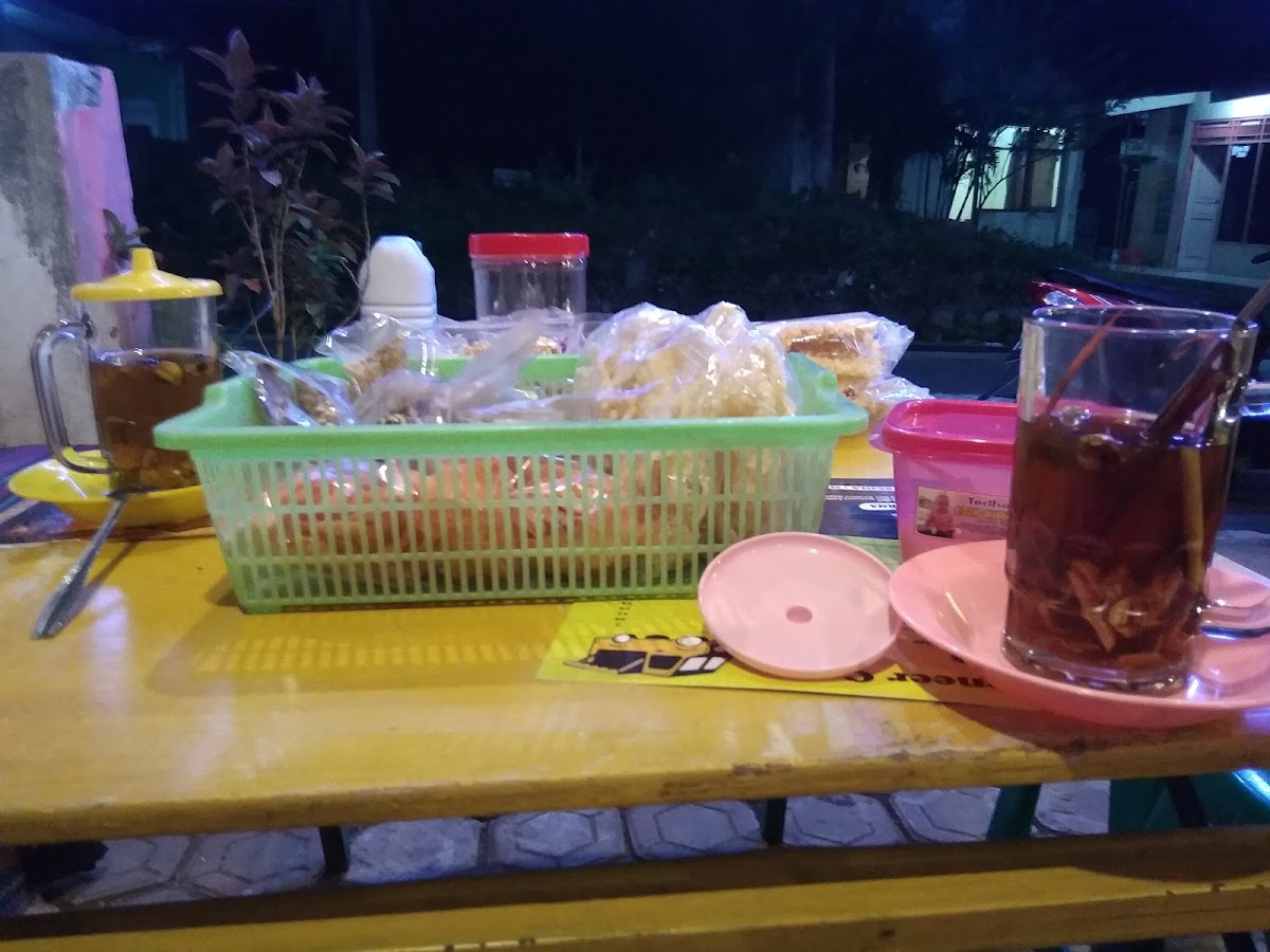 MENEER Cafe (Wedangan Rempah & Mie) - 4