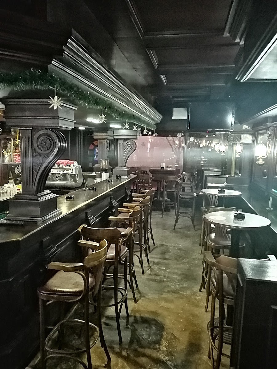 Caffe Bar Amadeus Sl.Brod