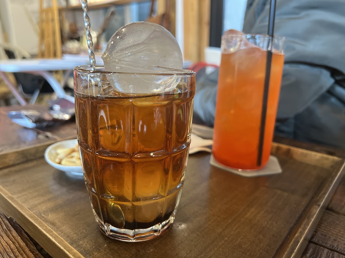 Cafe Lilac Garden - 8