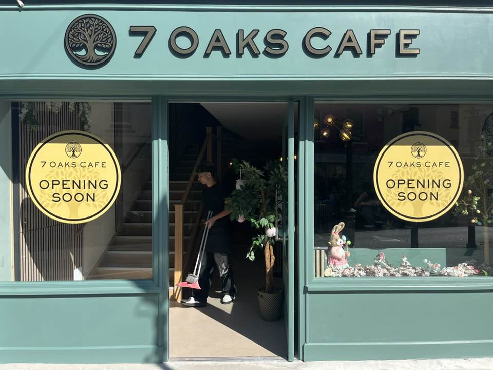 7 Oaks Cafe
