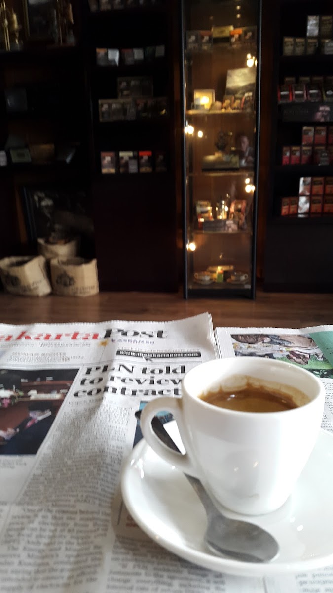 Kopi Luwak Roast House and Cafe - 10