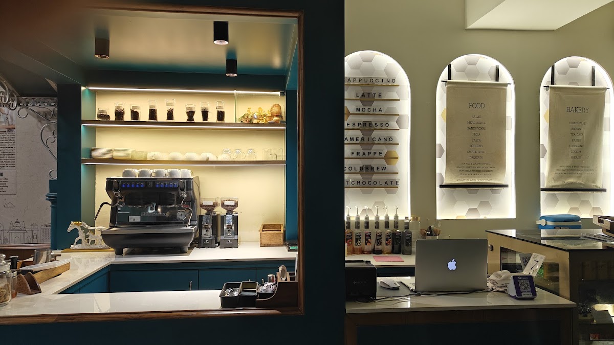 The Evening Post: Coffee Shop & Bakehouse