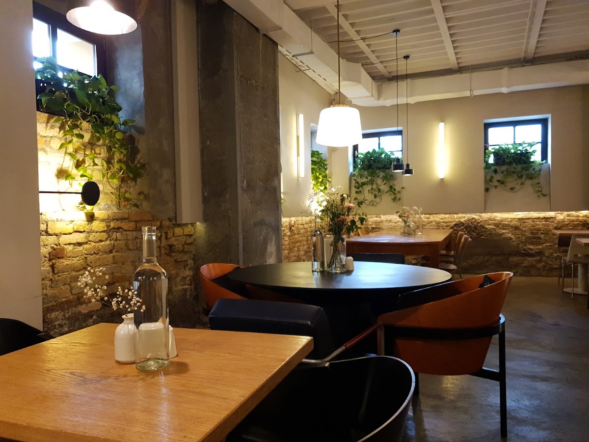 White Noise Coffee & Bistro