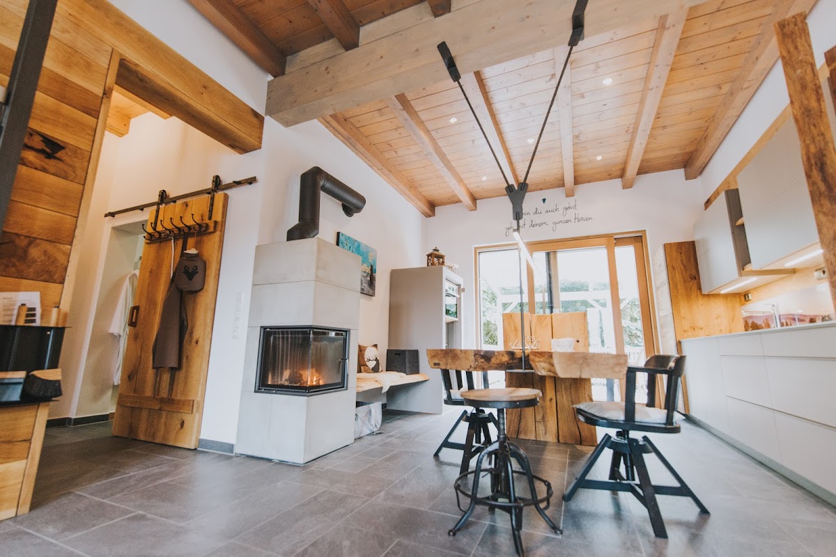 Cafe and apartments on the Müllner-Hof