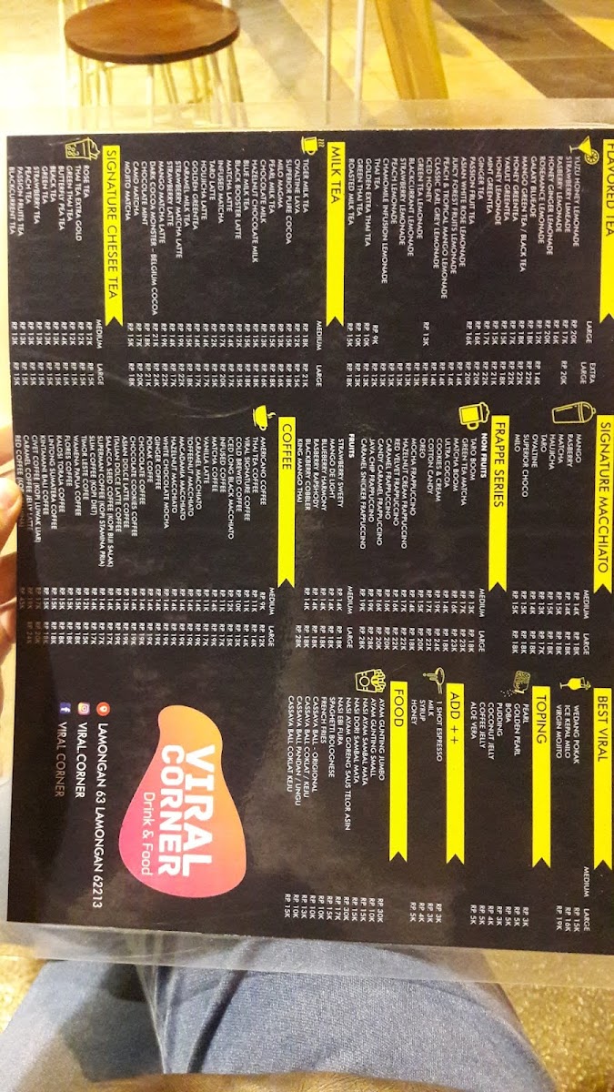 Viral Corner Cafe - 5