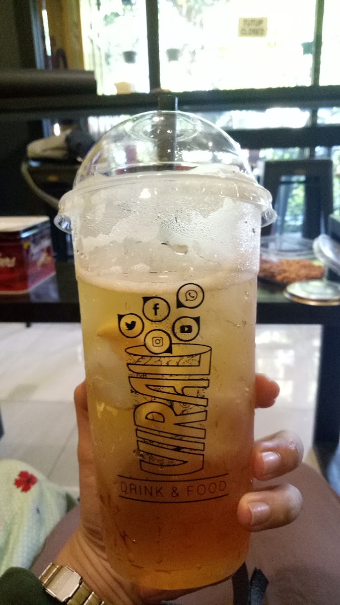 Viral Corner Cafe - 10