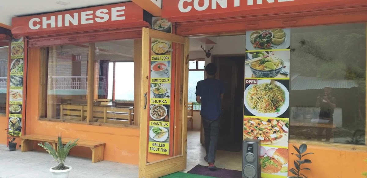 Energie rooms and cafe