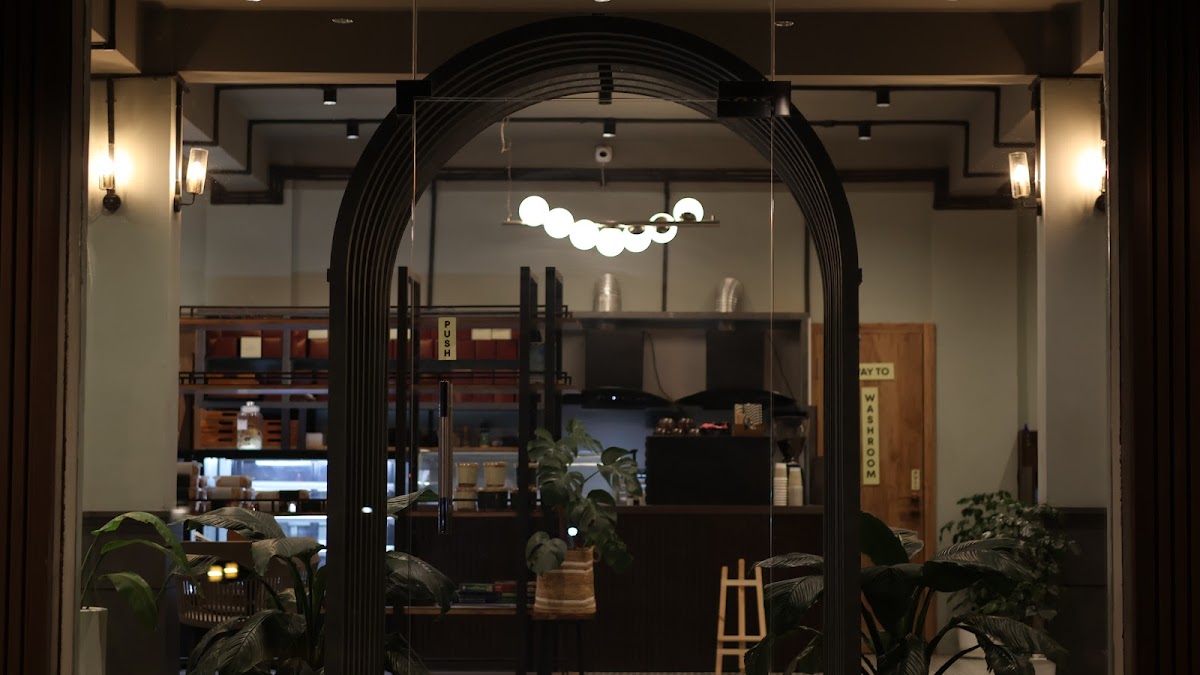 BRETON ARTISAN PASTRIES & BAKERY