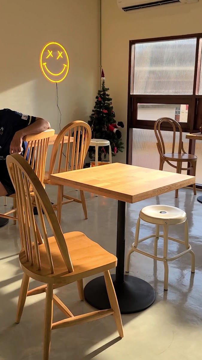 Never Too Small Kohlarn - 2