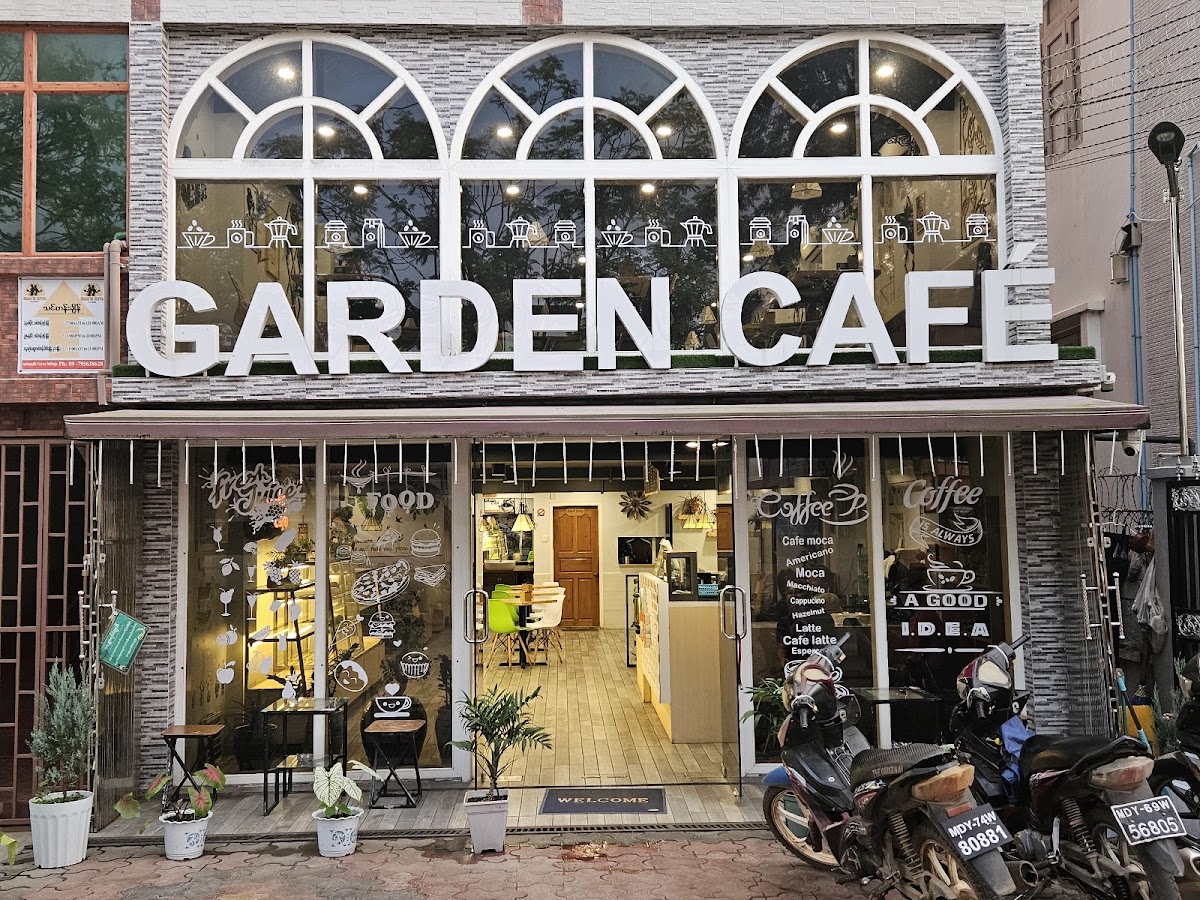 Garden Cafe (Halal)