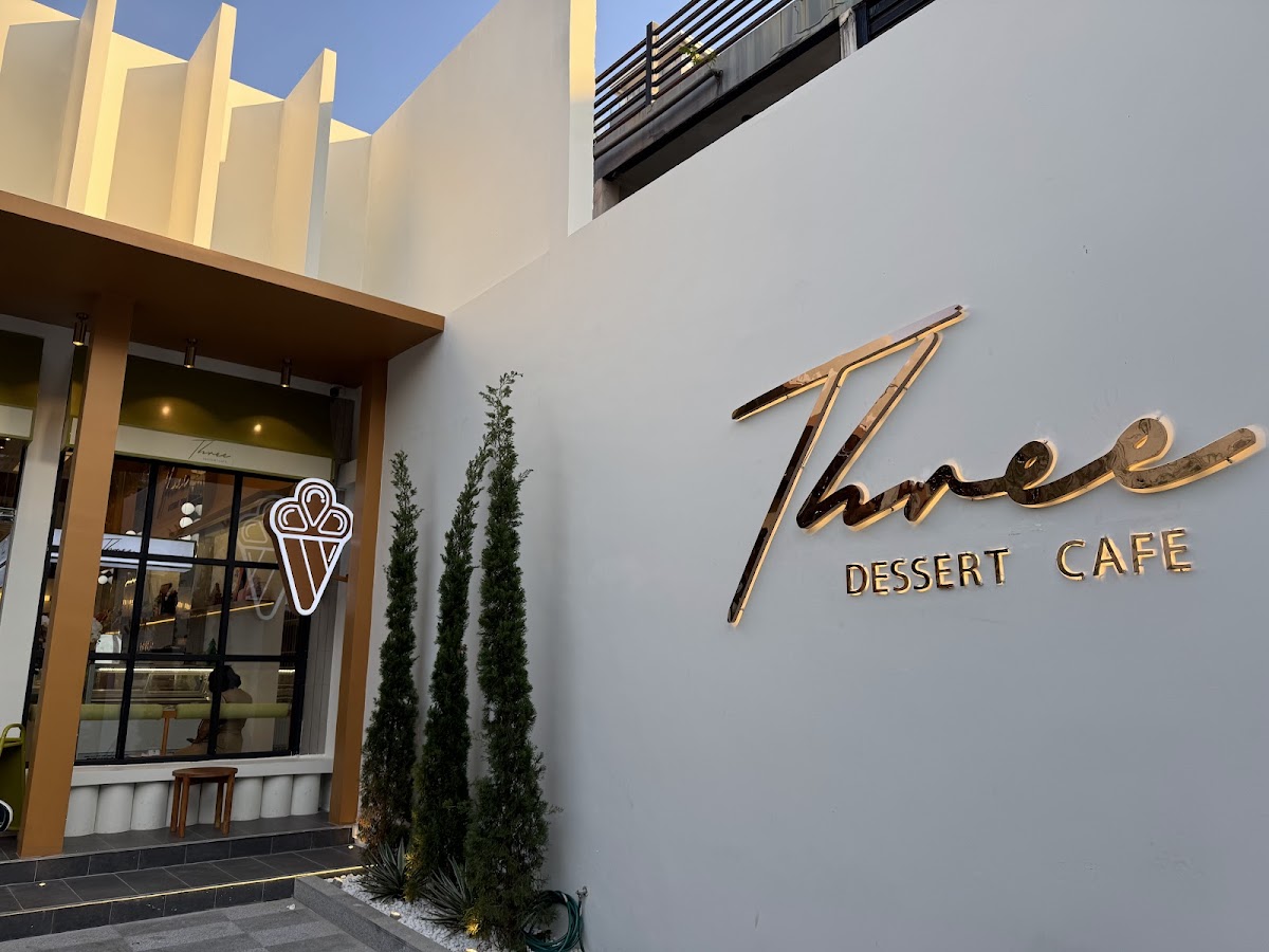Three Dessert Cafe