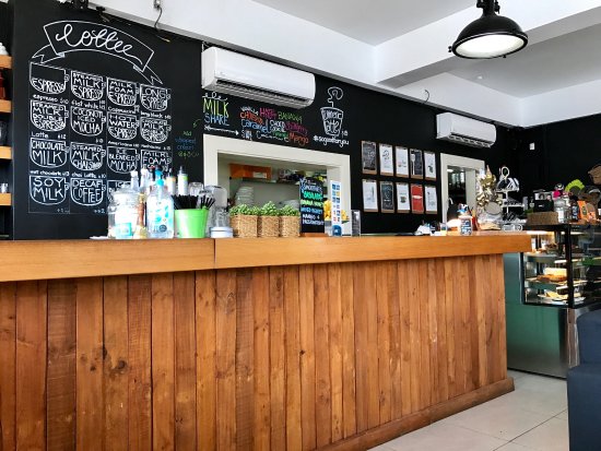 Milani Cafè & Cakes