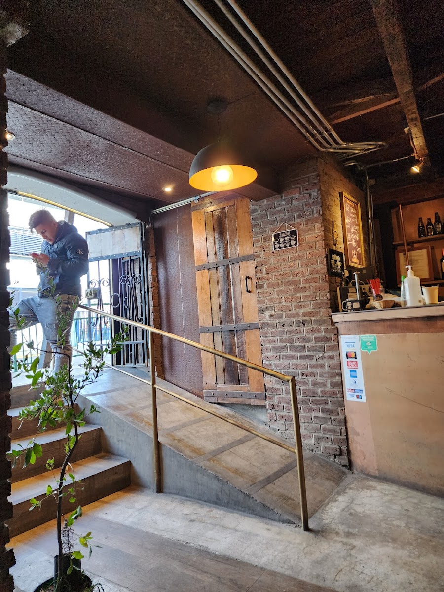 Cafeteria la Caverna