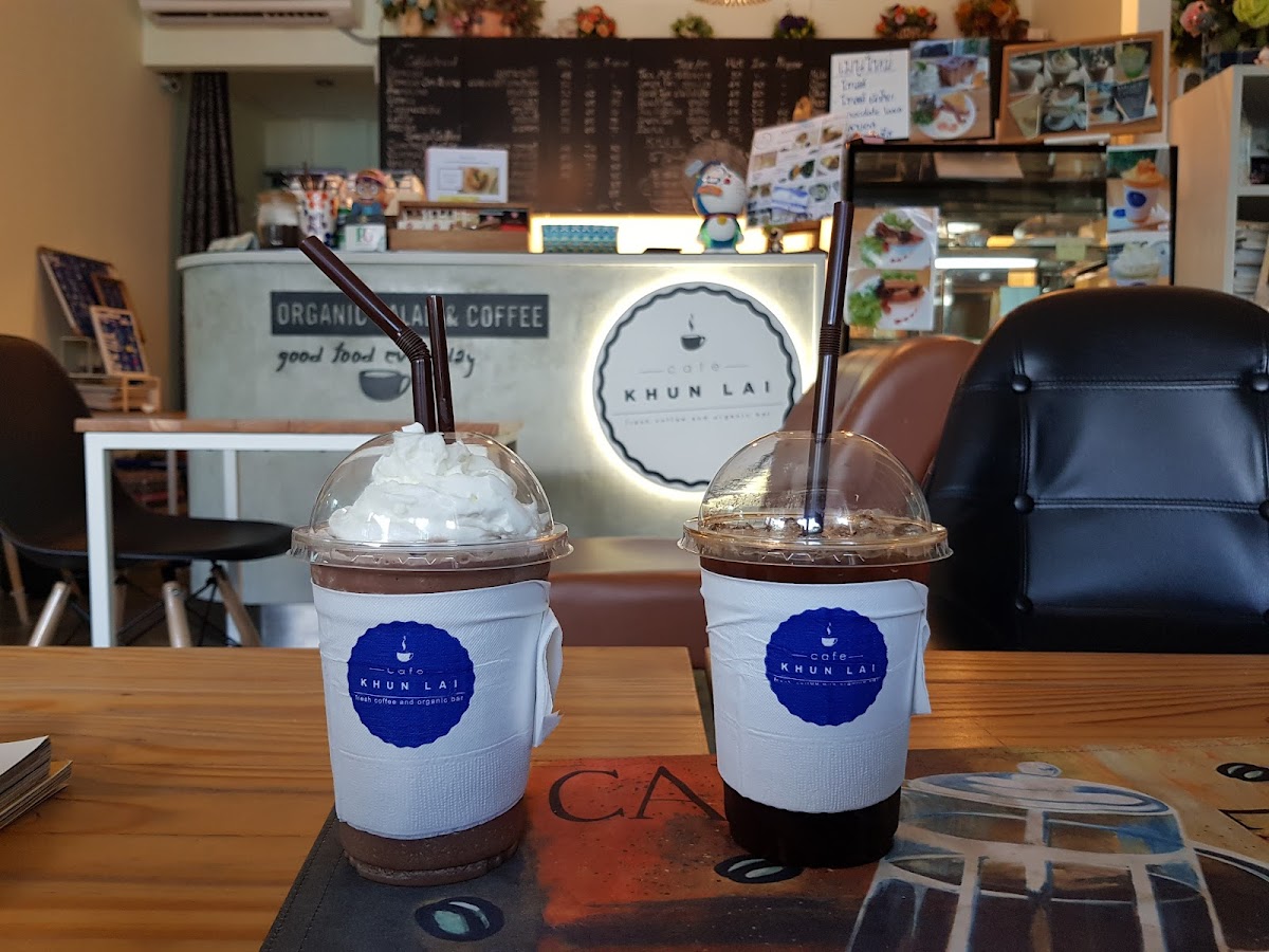 Cafe Khun Lai - 5