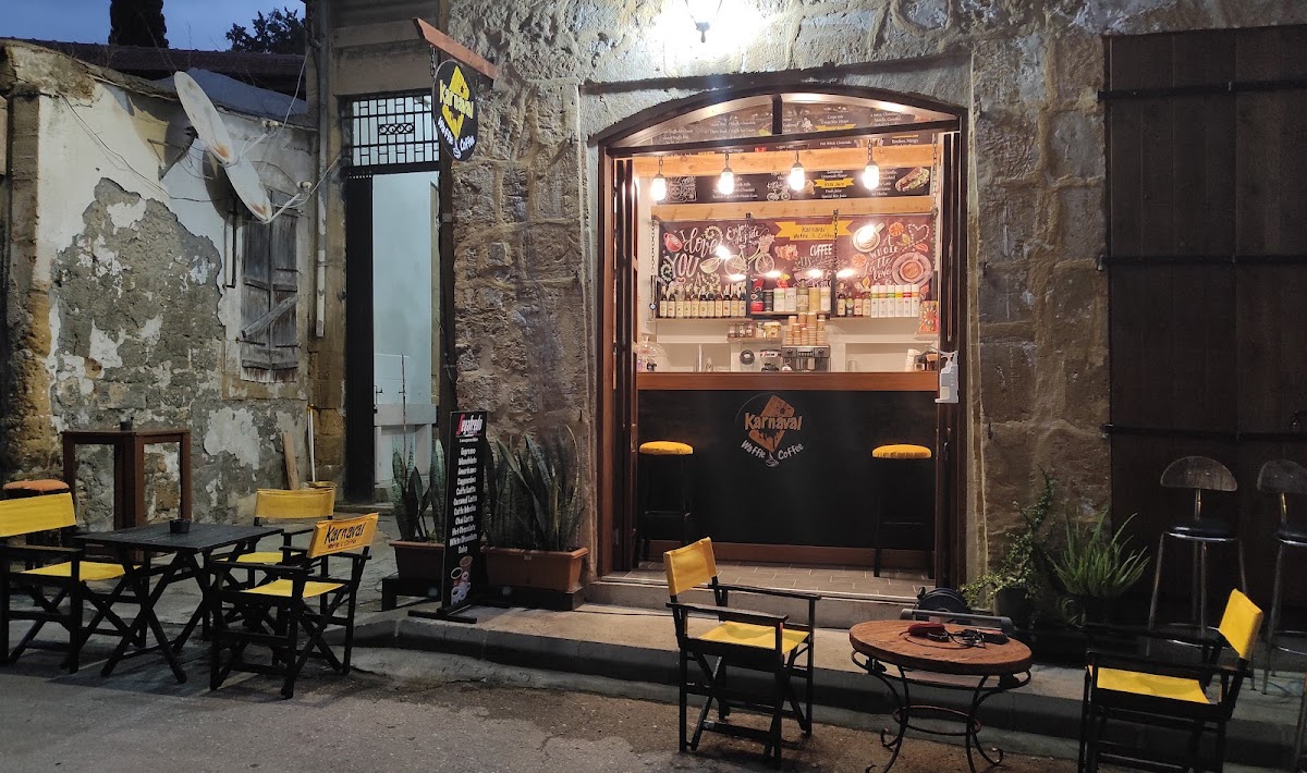 Karnaval Waffle & Coffee