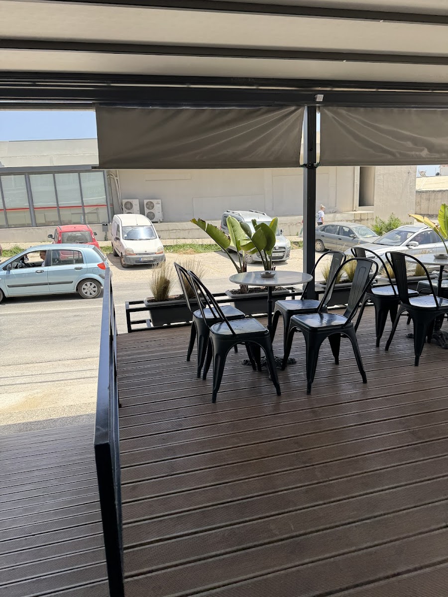 Vamos Cafe Skiathos - 9