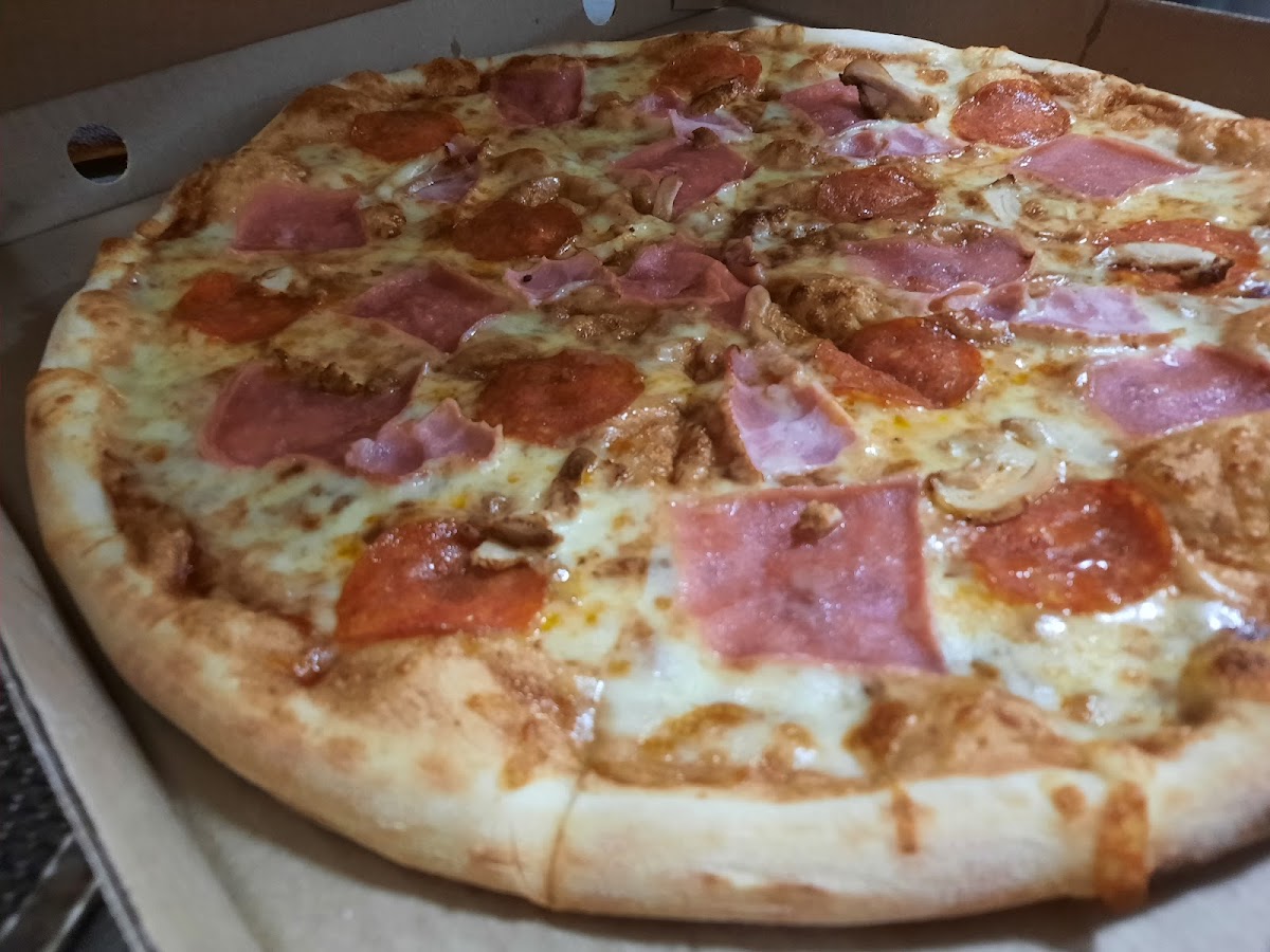 Cafe 'Pizza & Sushi' - 9