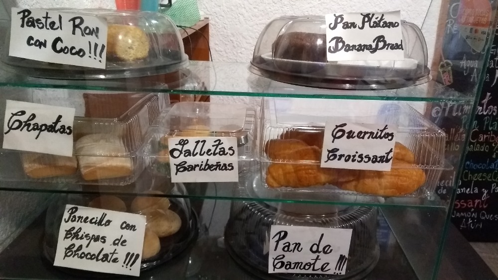 Gallery Cafe by Carlo's Bread - 10