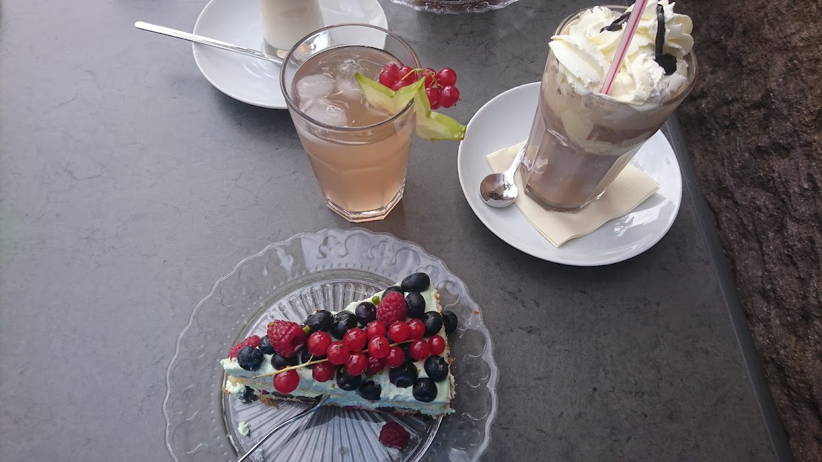 Cafe Mike D'Ambrosio - 9