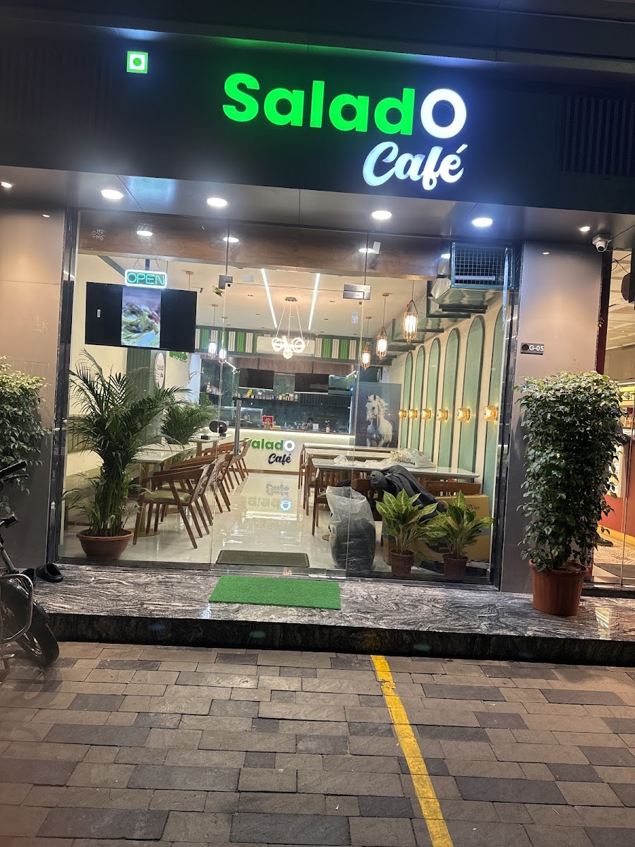 SaladO Cafe