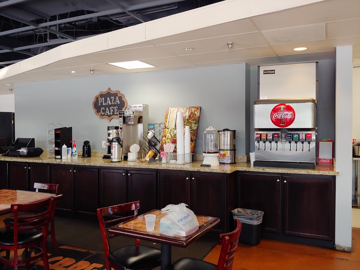 Plaza Cafe & Grill