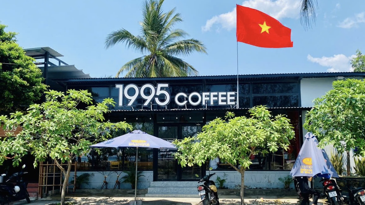 1995 Coffee - Vạn Giã