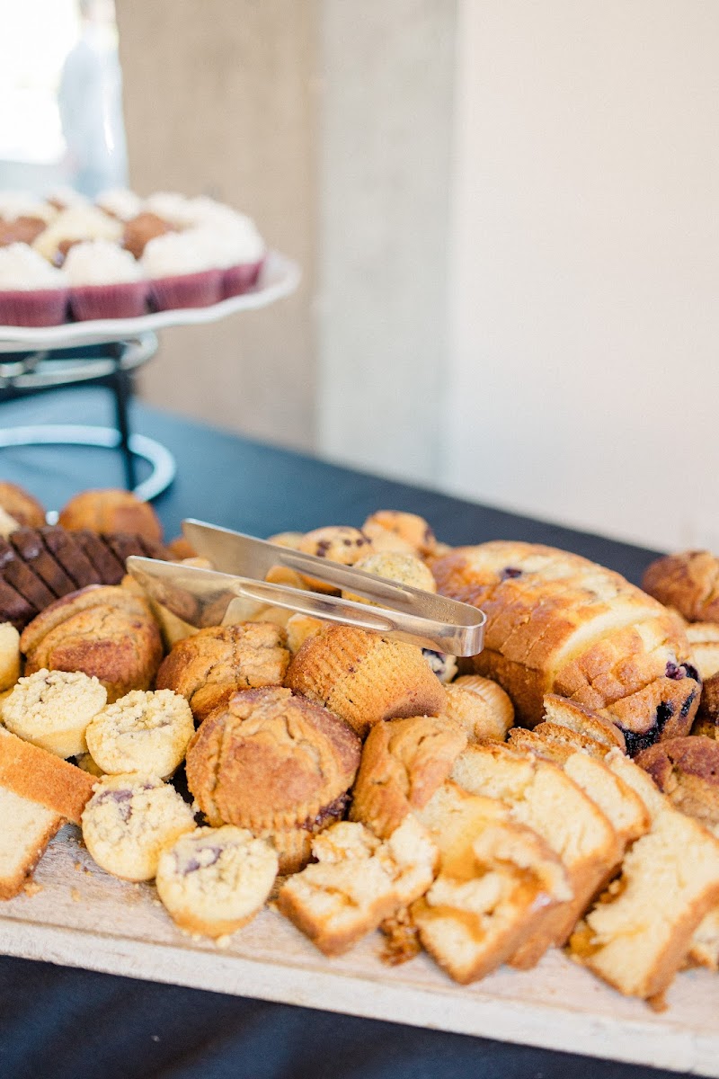 Fresh Plate Catering and Cafe - 9