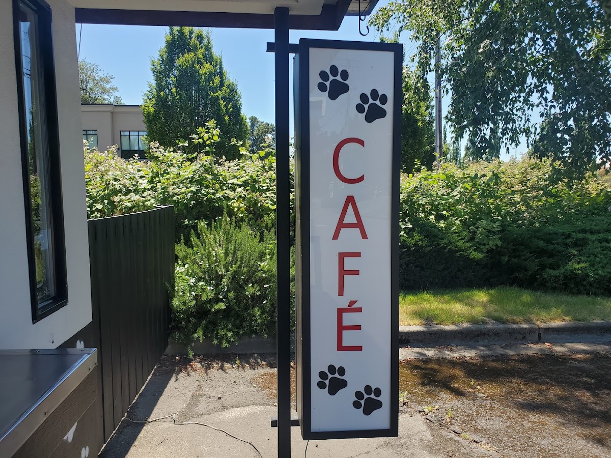 Daisy Mae's Cafe - 4