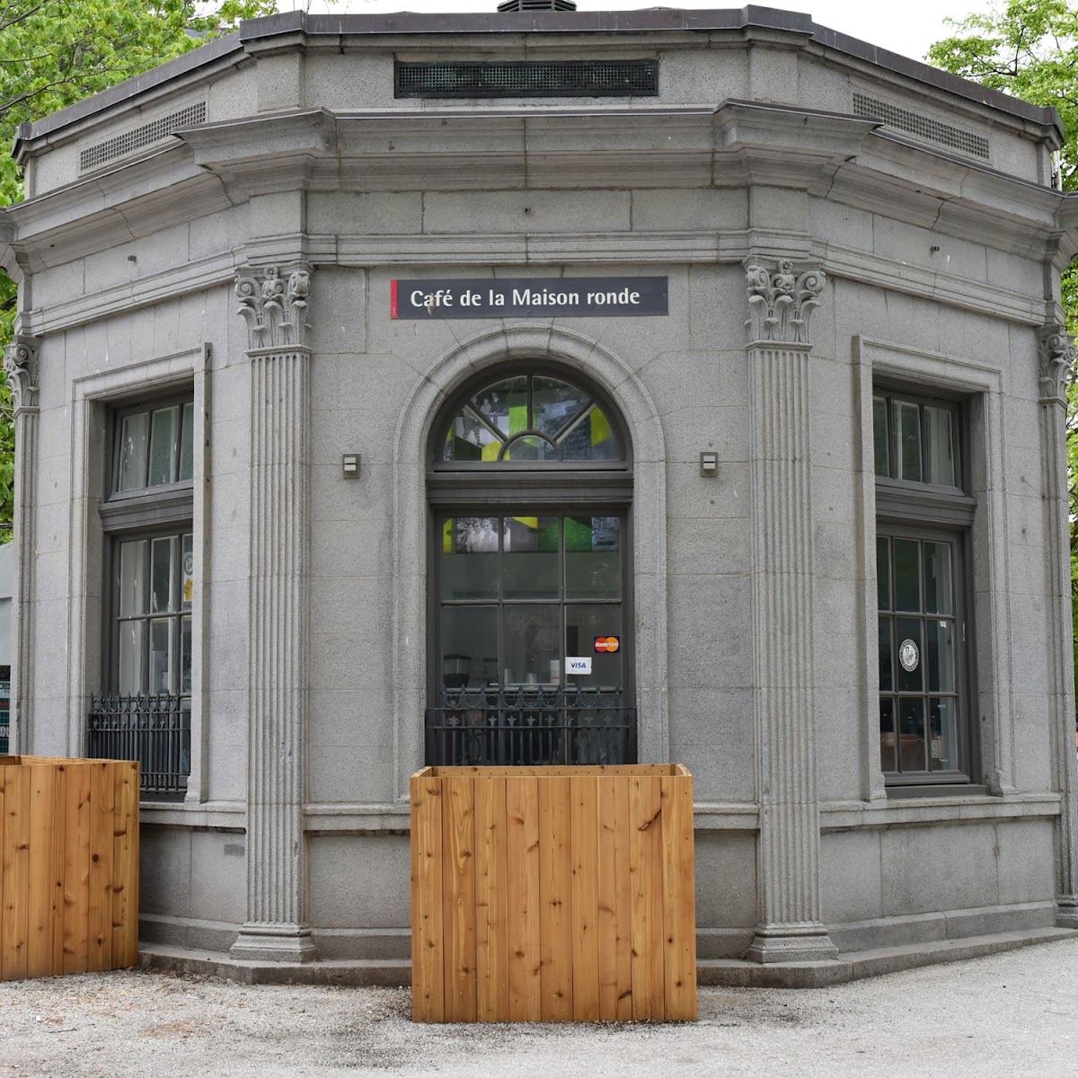 Café Maison Ronde Roundhouse Cafe - 3