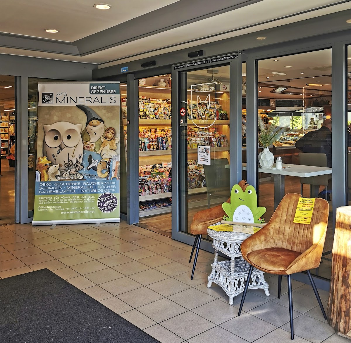 OldSMUGGLER Cafe & Breadshop BorderEnjoyment